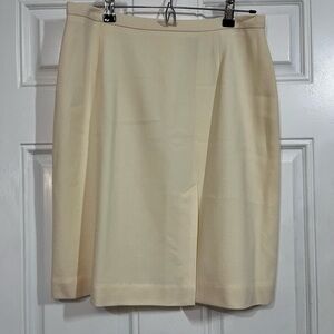 Casual Corner Cream A-Line Wool Skirt Size 12